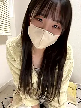 Snapshot of -x_MIU_x chatting on December 2, 9:52 am -x MIU x online show from December 2, 9:52 am