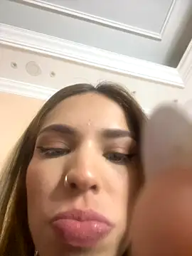 Snapshot of ambarsorachi chatting on September 18, 8:12 pm ambarsorachi online show from September 18, 8:12 pm