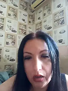 Veronica-Celie online show from May 3, 9:14 am
