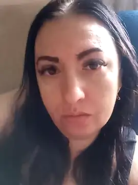 Snapshot of Veronica-Celie chatting on October 17, 11:01 am Veronica-Celie online show from October 17, 11:01 am