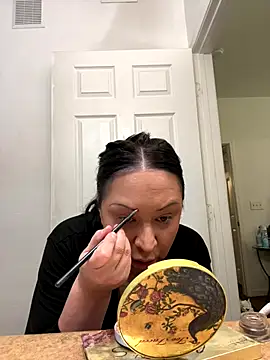 AlyssiaAmoreXO online show from October 27, 8:10 pm