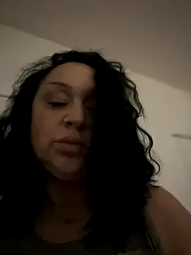 AlyssiaAmoreXO online show from December 2, 1:57 pm