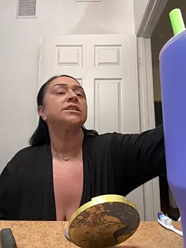 Snapshot of AlyssiaAmoreXO chatting on October 10, 11:16 pm AlyssiaAmoreXO online show from October 10, 11:16 pm