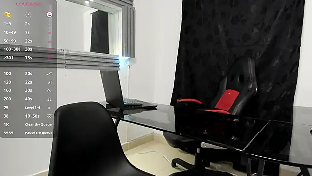 Snapshot of ValentinaThomas chatting on September 19, 7:40 pm ValentinaThomas online show from September 19, 7:40 pm