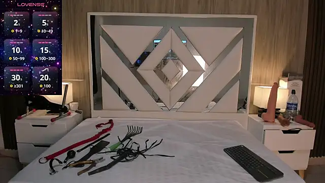 Snapshot of ValentinaThomas chatting on October 23, 7:34 pm ValentinaThomas online show from October 23, 7:34 pm