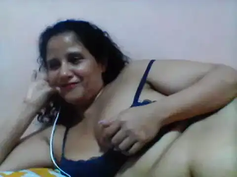Snapshot of carolina_goez chatting on March 18, 10:15 pm carolina goez online show from March 18, 10:15 pm