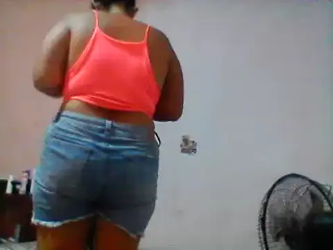 Snapshot of carolina_goez chatting on March 11, 3:02 pm carolina goez online show from March 11, 3:02 pm