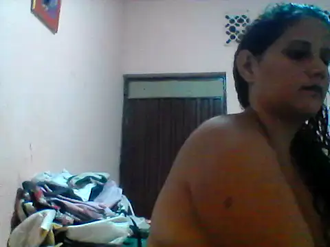 Snapshot of carolina_goez chatting on February 9, 1:44 am carolina goez online show from February 9, 1:44 am