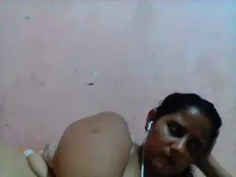 Snapshot of carolina_goez chatting on March 8, 10:13 pm carolina goez online show from March 8, 10:13 pm