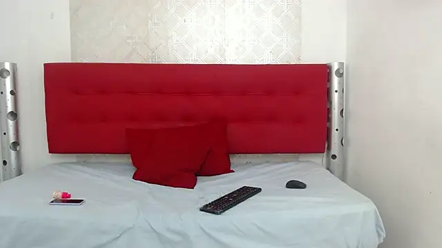 Snapshot of Celestial_Queen_ chatting on February 24, 12:16 pm Celestial Queen online show from February 24, 12:16 pm