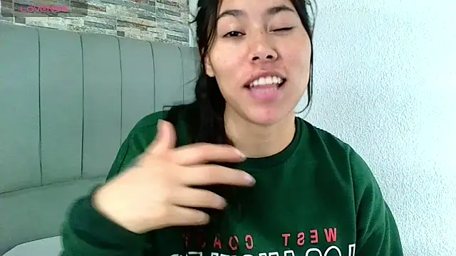 Snapshot of _joy_yva chatting on March 20, 2:53 pm joy yva online show from March 20, 2:53 pm