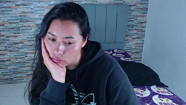 Snapshot of _joy_yva chatting on October 26, 2:34 am joy yva online show from October 26, 2:34 am