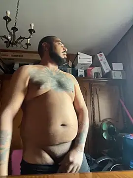 Dikkiduohottt online show from November 10, 3:06 pm