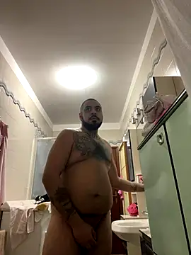 Dikkiduohottt online show from November 7, 5:17 pm