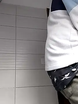 Dikkiduohottt online show from March 17, 3:59 pm