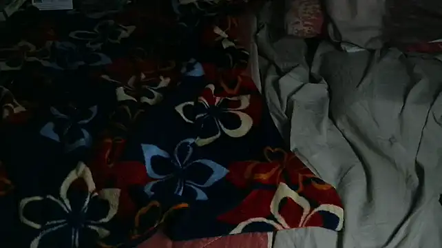 VeneRed online show from March 10, 7:12 am