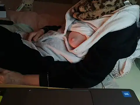 VeneRed online show from March 28, 10:11 pm