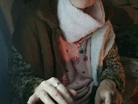 VeneRed online show from February 15, 6:03 am