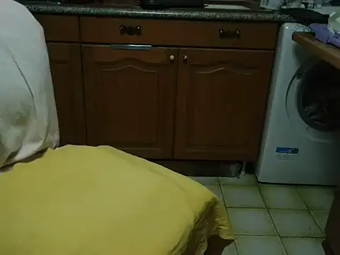 VeneRed online show from March 7, 7:19 pm