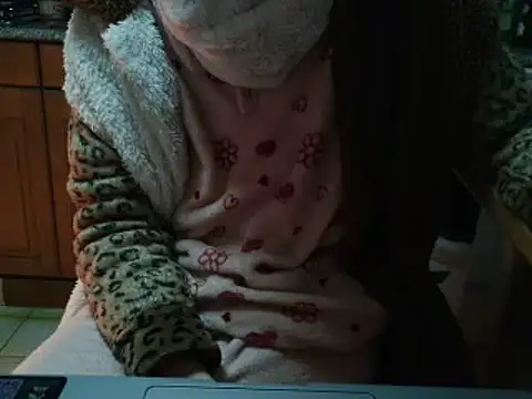 VeneRed online show from February 14, 5:57 pm