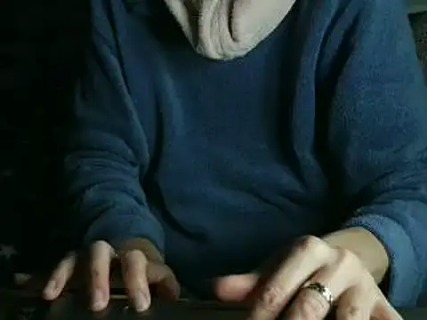 VeneRed online show from March 2, 10:06 pm