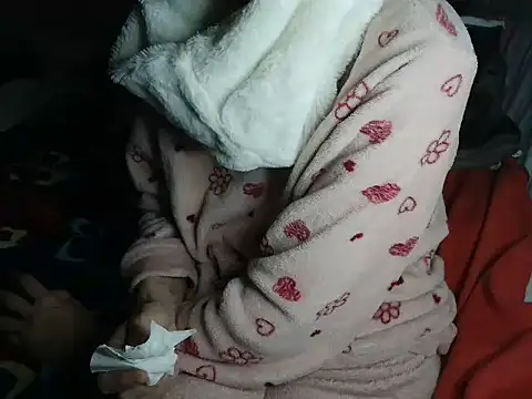 VeneRed online show from March 8, 6:49 am