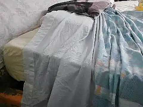 Snapshot of VeneRed chatting on June 26, 2:23 pm VeneRed online show from June 26, 2:23 pm