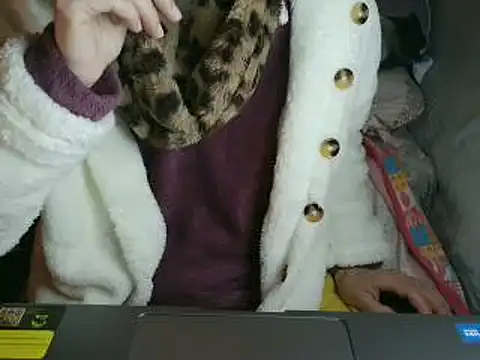 VeneRed online show from March 1, 8:58 am