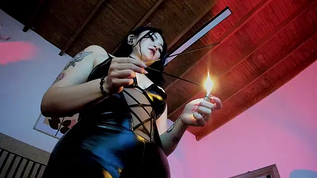 madame ibby online show from March 12, 1:59 pm