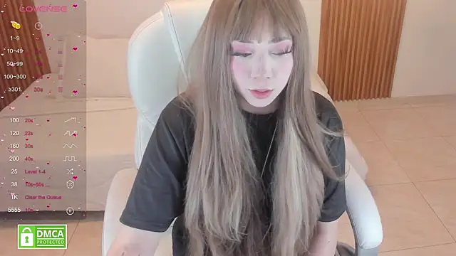 noahdarkdoll  online show from December 4, 5:10 am