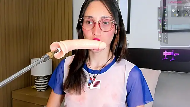 doll bella  online show from January 15, 7:50 pm