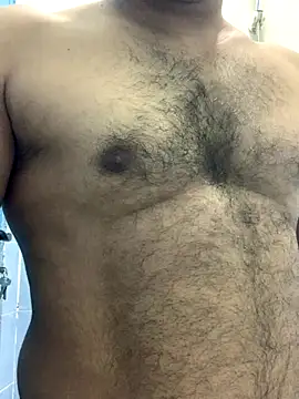 Snapshot of desiduzz21 chatting on December 14, 8:58 pm desiduzz21 online show from December 14, 8:58 pm