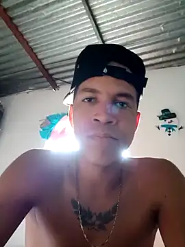 Snapshot of elputoflaco chatting on February 3, 6:28 pm elputoflaco online show from February 3, 6:28 pm