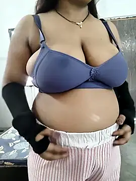 Cute payal0 online show from May 14, 5:48 am