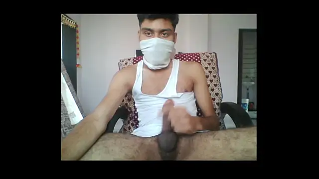 Snapshot of xxxgayroy12 chatting on January 9, 8:55 am xxxgayroy12 online show from January 9, 8:55 am