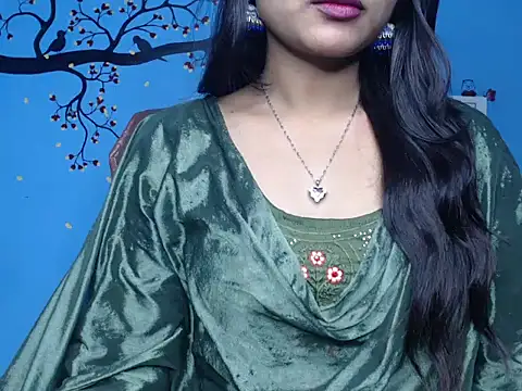 Wish Queen online show from March 23, 2:50 pm