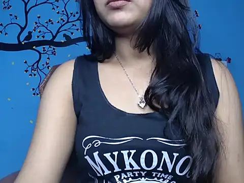 Wish Queen online show from March 24, 6:35 am