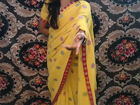 Wish Queen online show from February 16, 9:45 pm