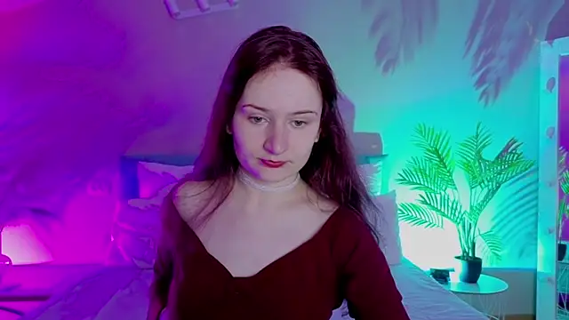 L1ittle kitty  online show from May 8, 5:33 am