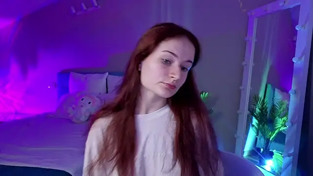 L1ittle kitty  online show from May 24, 6:02 am