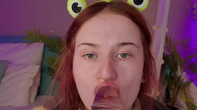 L1ittle kitty  online show from March 31, 4:36 am