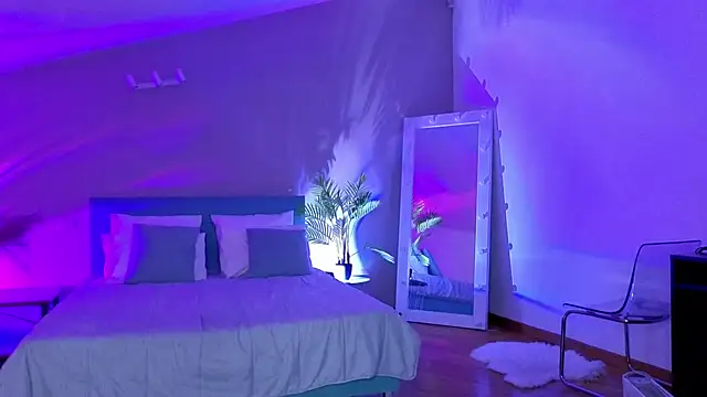 L1ittle kitty  online show from April 14, 4:50 am