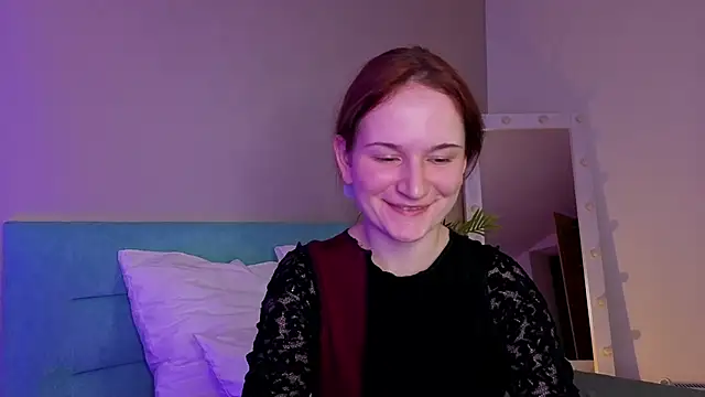 L1ittle kitty  online show from March 20, 7:20 am