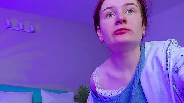 L1ittle kitty  online show from February 26, 6:24 am