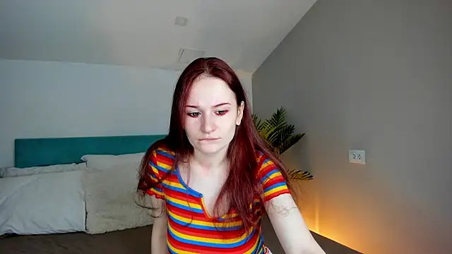 L1ittle kitty  online show from January 13, 6:06 am