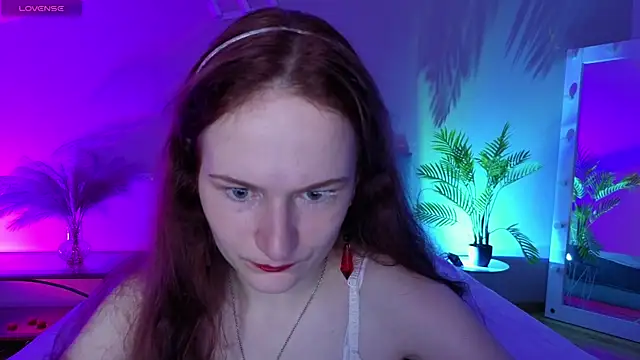 L1ittle kitty  online show from May 22, 5:27 am