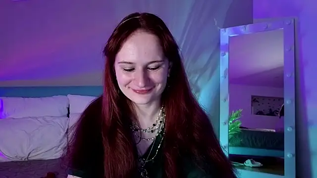 L1ittle kitty  online show from May 18, 5:34 am