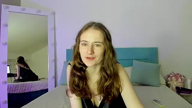 L1ittle kitty  online show from October 15, 5:28 am