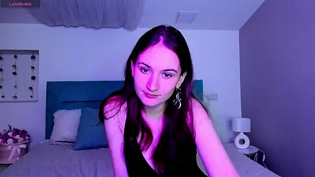 L1ittle kitty  online show from September 19, 5:44 am