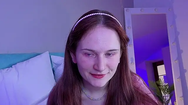 L1ittle kitty  online show from March 23, 7:30 am